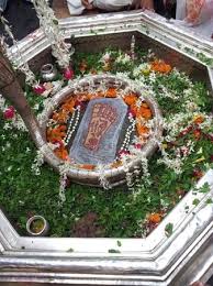 foot print of lord vishnu in Vishnupad Temple